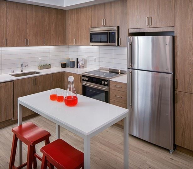 Pace Apartments - Apartments in Summerlin Las Vegas - stainless steel appliances