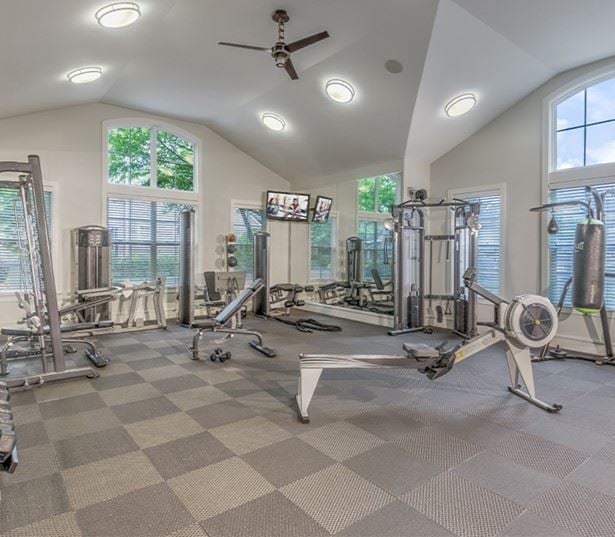 Apartments on south tryon charlotte nc - Gramercy Square at Ayrsley - fitness center