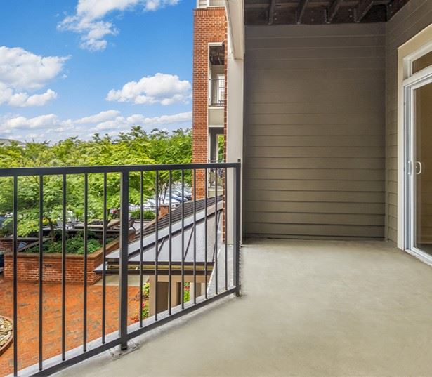 Tour the Gallery Ayrsley Apartments for Rent Charlotte, NC Gramercy Square at Ayrsley