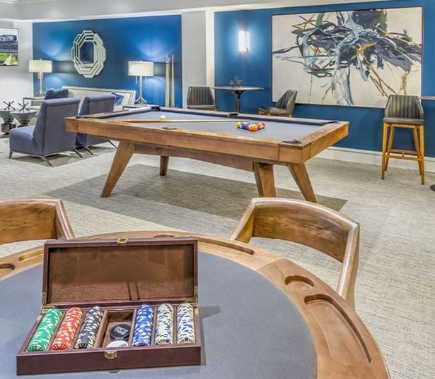 Ayrsley Town Center apartments near Spectrum - Gramercy Square at Ayrsley - Resident lounge