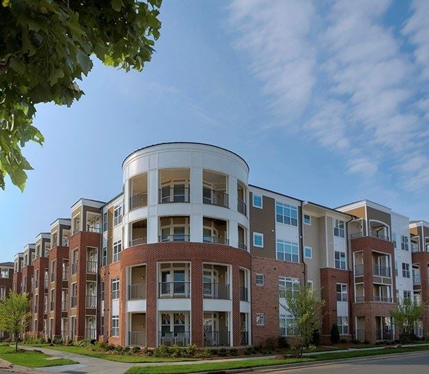 Ayrsley apartments for rent - Gramercy Square at Ayrsley - Exterior