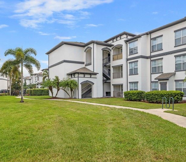 Reserve At Beachline Gated Community - Orlando FL - Airport