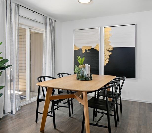 The Landing apartments in Renton, WA - Benson Downs Designated dining space