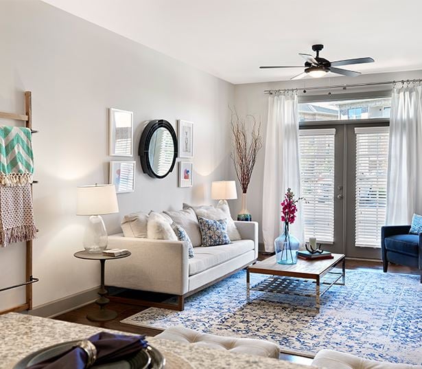 cool springs apartments tn - Cadence Cool Springs non-smoking community
