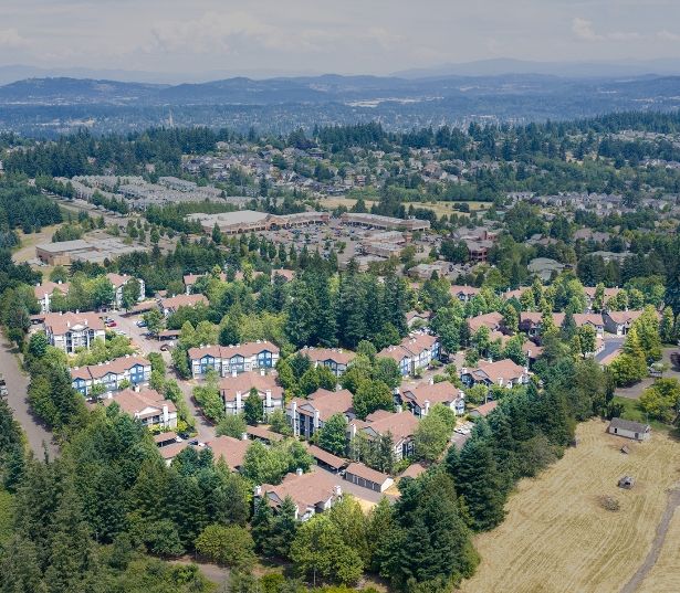 Townhomes in West Linn, OR - Cascade Summit - Drone Overview