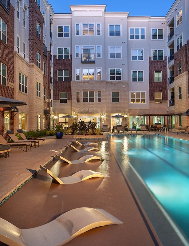 Apartments for rent 77098 - District at Greenbriar Resort Style swimming pool
