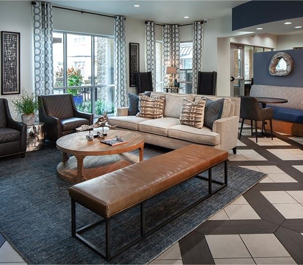 Apartments 77098 in Rice Village - District At Greenbriar Resident cyber lounge