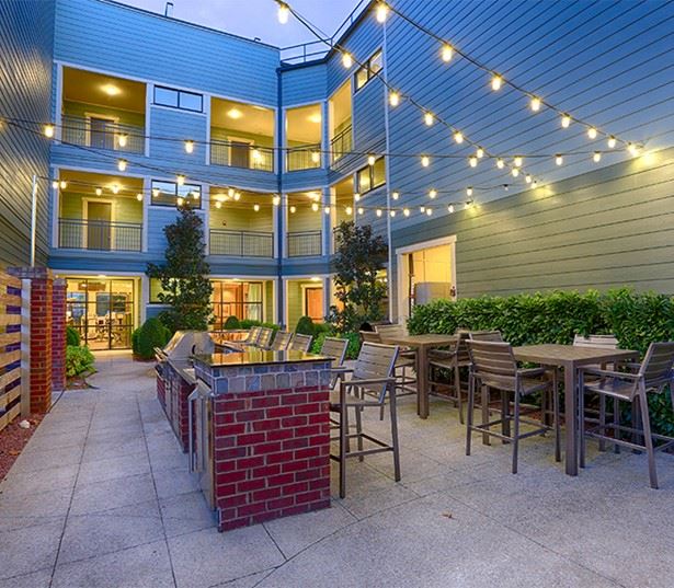 Gallery Dwell at McEwen Apartments Franklin, TN