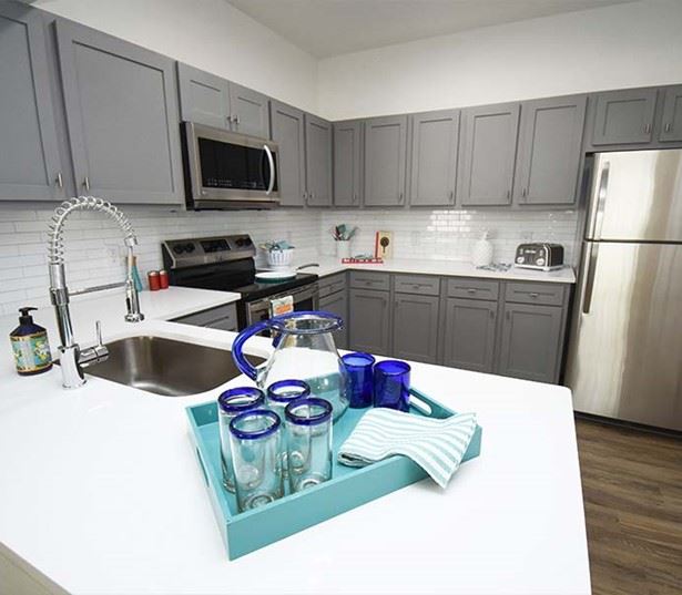 NoA on McNeil Townhomes + Flats - Northwest Austin, TX - contemporary kitchens
