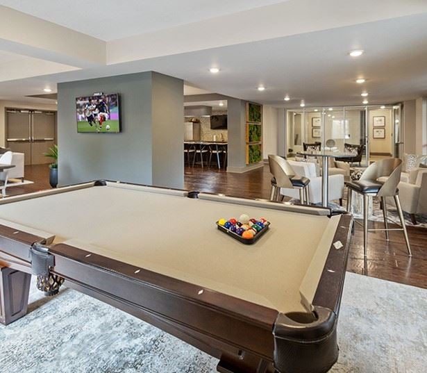 Barclay Downs apartments near Coca-Cola - The Encore SouthPark - billiards
