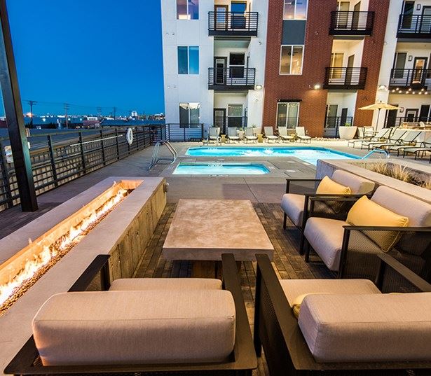 Hartley Flats Rooftop swimming pool with spa Denver CO - Downtown