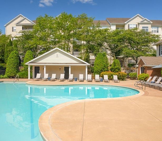 Highlands at Dearborn Resort Style Heated Swimming Pool Peabody MA - West Peabody