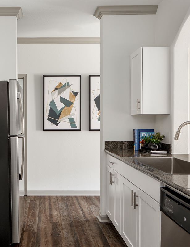 Apartments in Peabody, MA - Highlands at Dearborn Granite Countertops