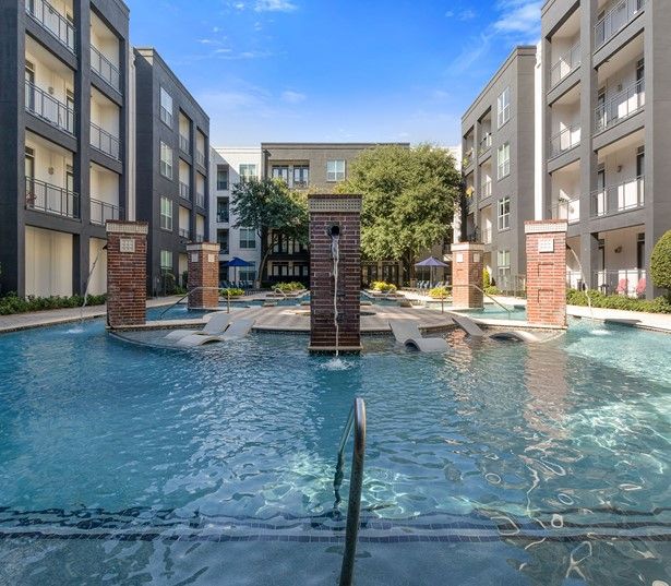 The Icon at Ross Apartments - tanning and lounge areas - Baylor Medical Center Apartments