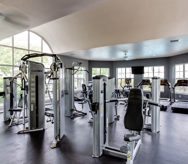 Quatama Crossing apartments near Liberty High School - Cybex fitness center equipment
