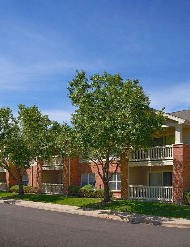 Jefferson Square Individual patios and balconies Denver CO - Hampden South