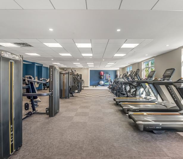 Apartments for Rent in Dallas, TX - Larq Henderson Fitness center