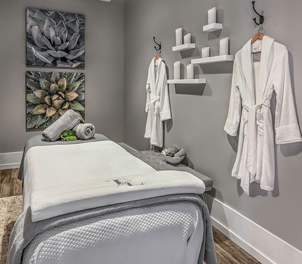 The Links Rea Farms Townhomes for Rent in South Charlotte - Massage Room