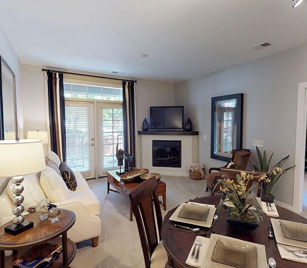 Tour the Gallery Ayrsley Apartments for Rent Charlotte, NC Gramercy Square at Ayrsley