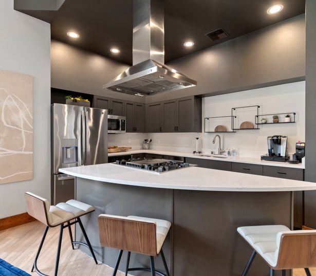 Redmond Ridge apartments near Microsoft - The Lodge at Redmond Ridge Townhomes - Clubhouse