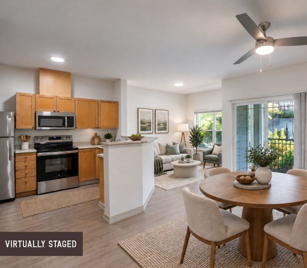 Downtown Redmond apartments near Aerotek - The Lodge at Redmond Ridge - Kitchen