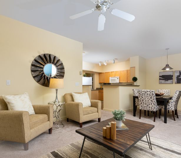 Apartments in the Lake Washington School District - The Lodge at Redmond Ridge living room