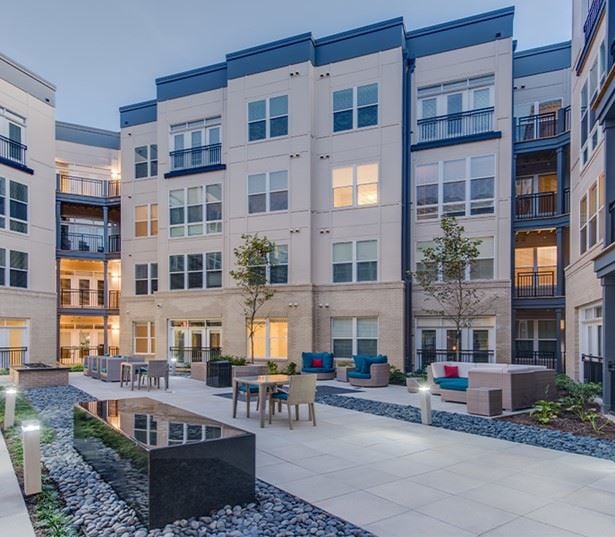 Mallory Square - Apartments near Shady Grove Life Sciences Center - private courtyards