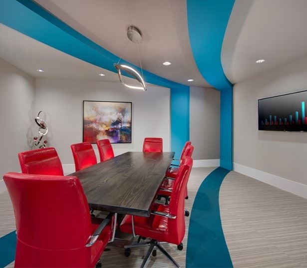 Mallory Square - Apartments near John Hopkins University - conference room