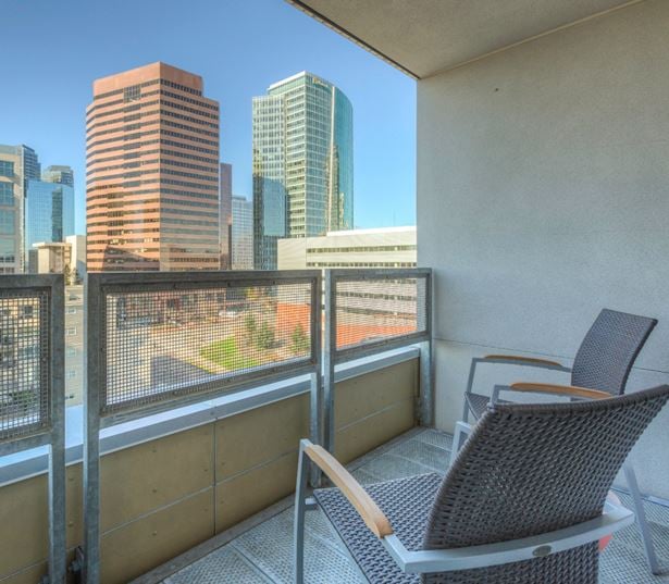 Apartments in Bellevue WA near Amazon - Metro 112 Apartments - beautiful views