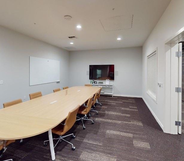 Apartments for rent Bellevue WA - Metro 112 Apartments - conference room
