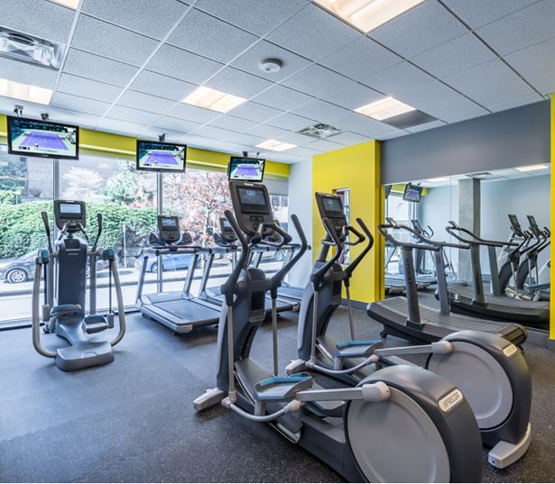 Spring District apartments near Amazon - Metro 112 Apartments - fitness center