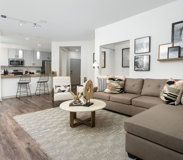 Miramar apartments for rent in San Diego near Qualcomm - Mira Bella Apartments - Living Room