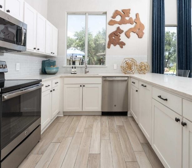 Montelena Apartments for rent near DFW Airport - Entertainment Kitchen