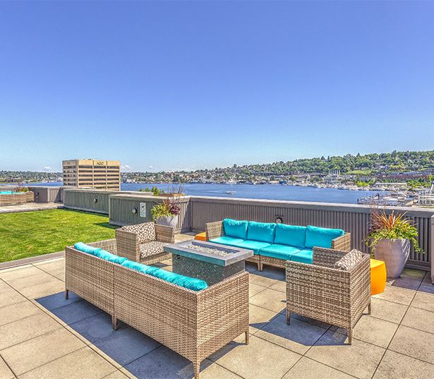 Gallery Apartments Near Seattle, WA Neptune