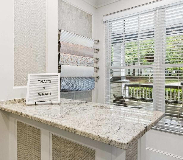 Upgraded Ballantyne apartments Charlotte NC - Promenade Park - Gift wrapping station 