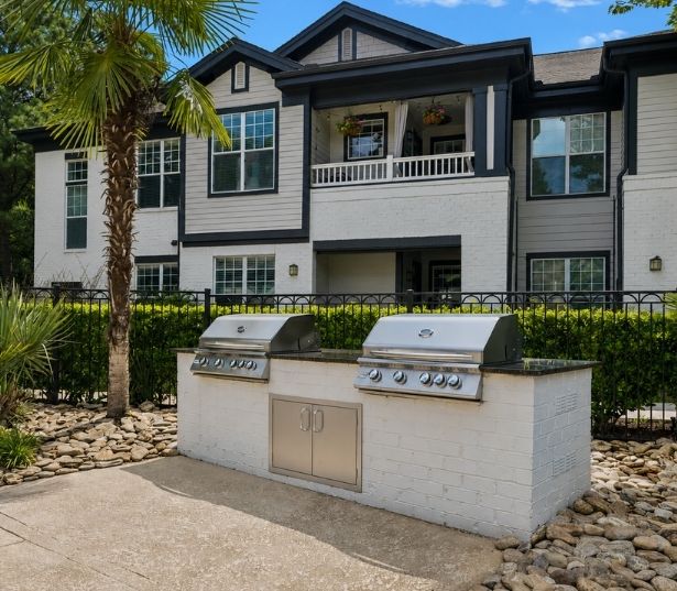 Promenade Park Apartments for Rent in Charlotte - Grill