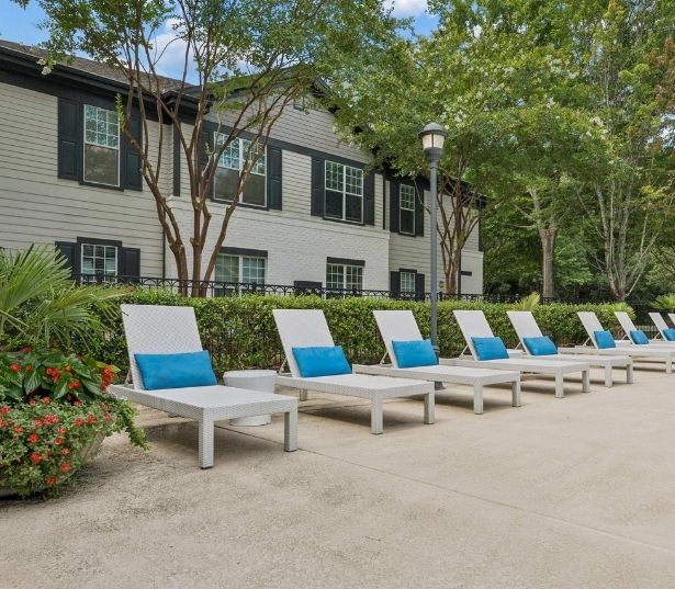 1-bedroom apartments for rent in South Charlotte - Promenade Park - Pool