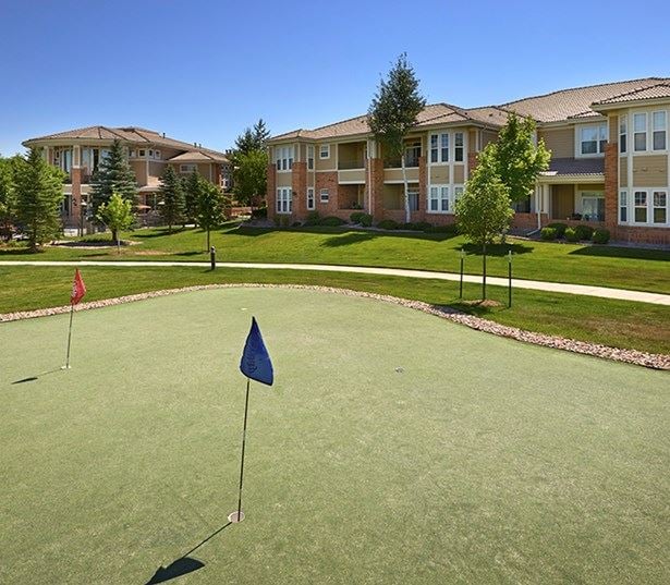Meridian Business Park apartments - The Meadows At Meridian Putting green golf course area