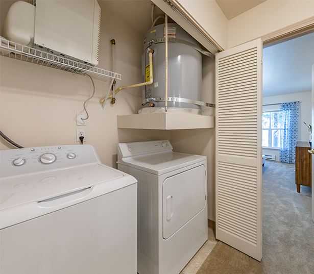 Quatama Crossing apartments near Liberty High School washer and dryer in every home