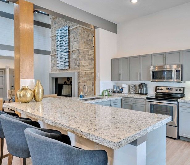 South Austin apartments in Austin ISD - Ridgeview - Entertaining Kitchen