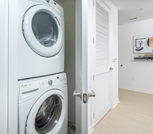 SkyHouse Austin - Austin Apartments for Rent - Washer and Dryer