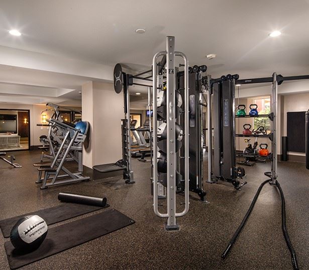 Naval Base San Diego apartments for rent - Mira Bella Fitness Center