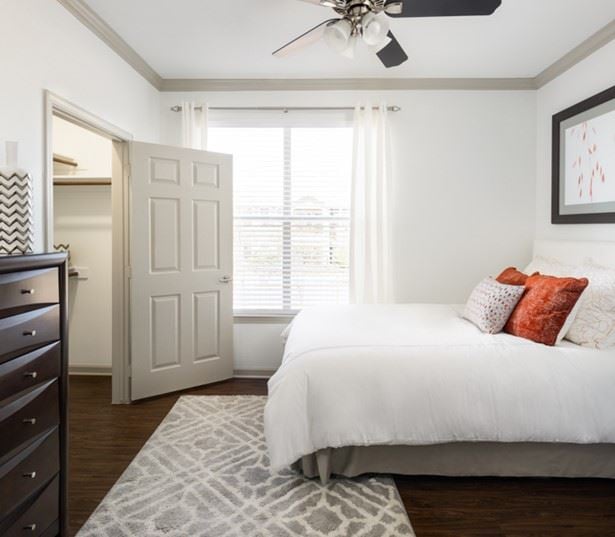 Glenhaven at Star Ranch - Near Meadow Lake Park Hutto, TX - vinyl plank flooring
