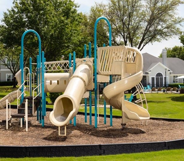 Montelena Apartments for rent near DFW Airport - playground