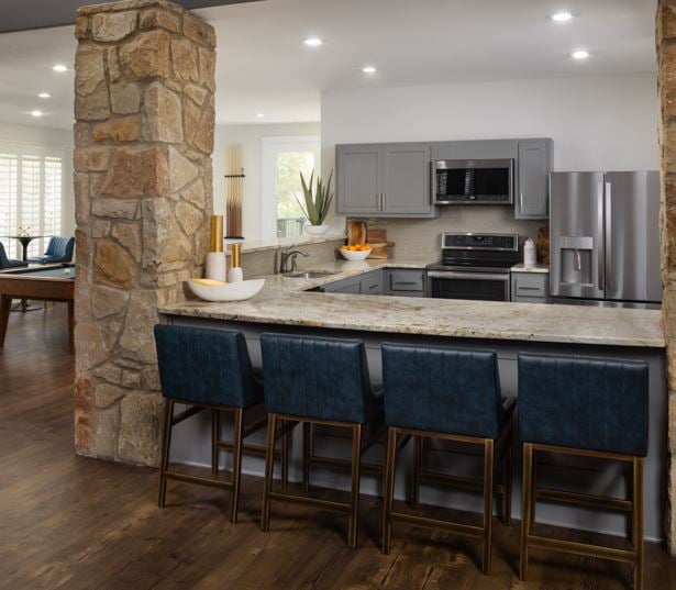 Settlers Ridge Apartments in North Austin - Entertainment Kitchen