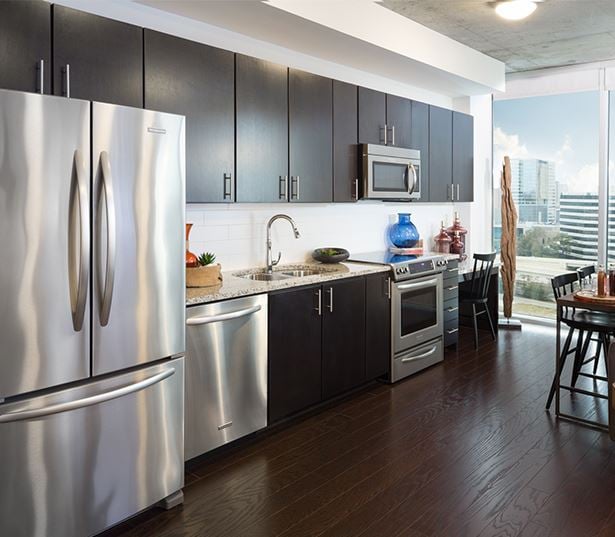 River oaks district apartments houston - SkyHouse River Oaks cabinets