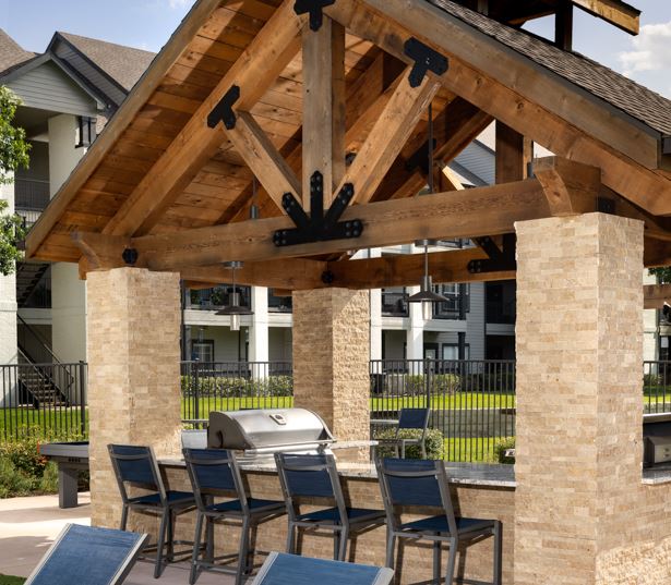 Villas at Stonebridge Ranch - BBQ grills - Stonebridge Ranch Apartments in McKinney