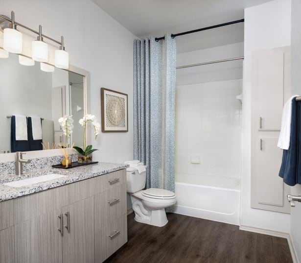 Cedar Park apartments in Ausitn - The Ranch Apartments upgraded bathrooms