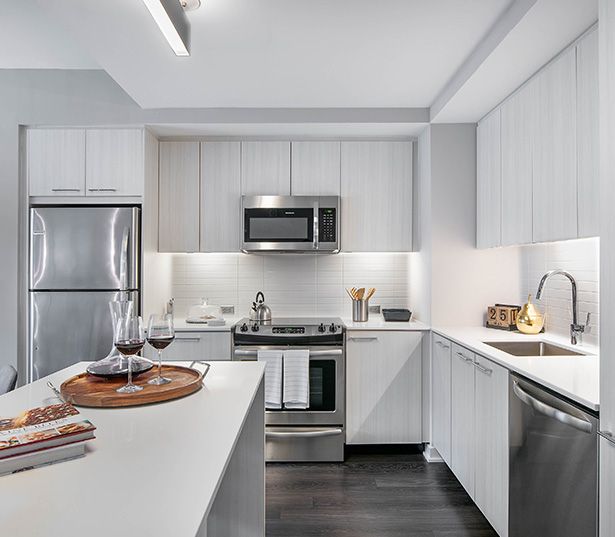 1 Bedroom Apartments in Reston, VA - Signature Apartments at Reston Town Center - kitchen