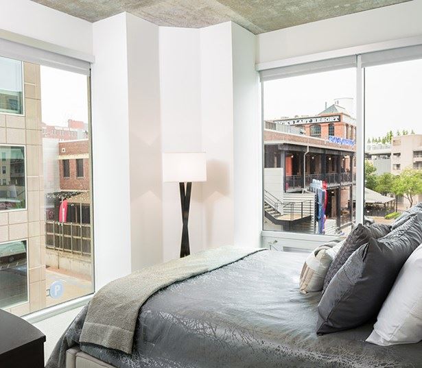 Gallery Victory Park Apartments SkyHouse Dallas Dallas, Texas